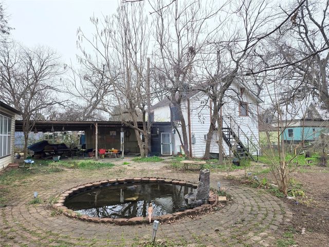 322 Capps Street, Marlin, TX 76661