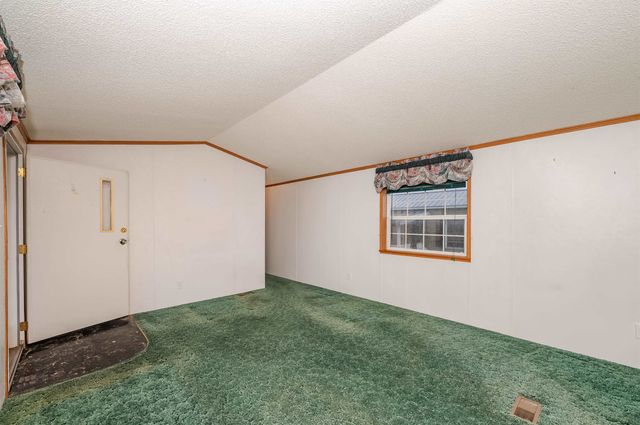 53 Blackberry Place, Kittery, ME 03904