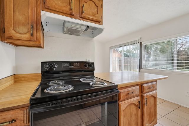 16967 Jenikay Street, Houston, TX 77084