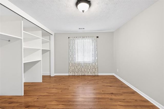121 Brownsmill Drive, Grayson, GA 30017