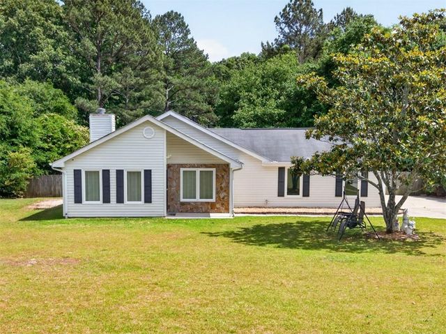 121 Brownsmill Drive, Grayson, GA 30017