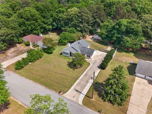 121 Brownsmill Drive, Grayson, GA 30017