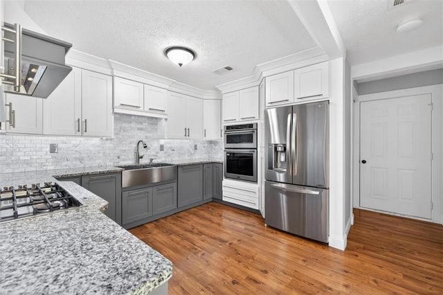 121 Brownsmill Drive, Grayson, GA 30017