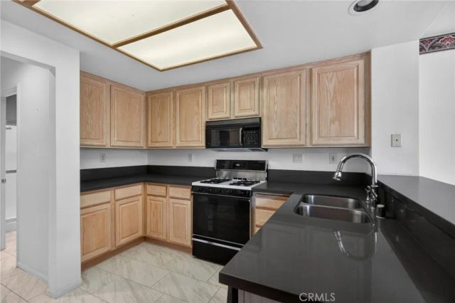 1529 Elegante Court, Corona, CA 92882