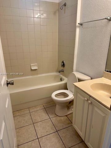 1203 Abaco Ln, Riviera Beach, FL 33404