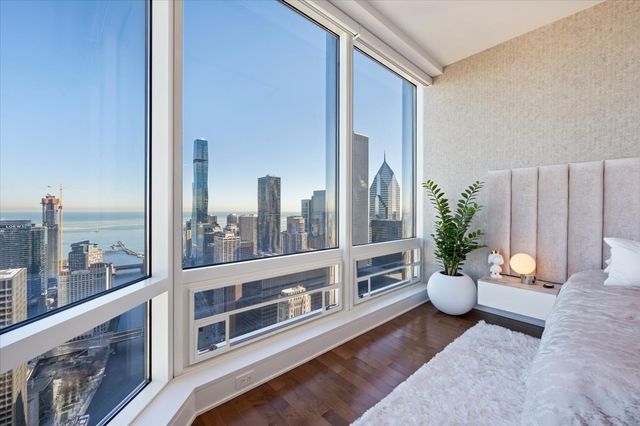 401 N Wabash Avenue 47J, Chicago, IL 60611