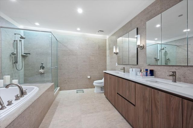 401 N Wabash Avenue 47J, Chicago, IL 60611