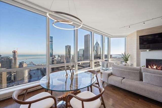 401 N Wabash Avenue 47J, Chicago, IL 60611