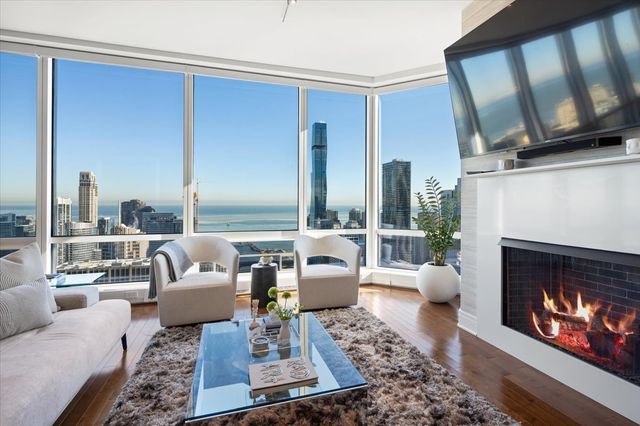 401 N Wabash Avenue 47J, Chicago, IL 60611