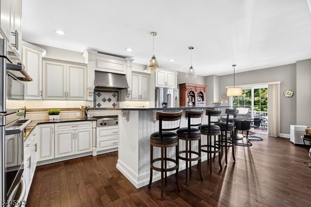502 Titus Rd, Lambertville City, NJ 08530