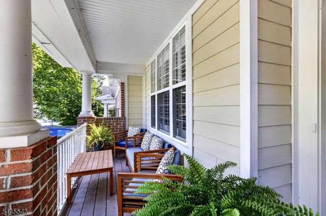 502 Titus Rd, Lambertville City, NJ 08530