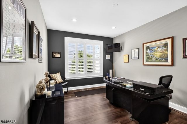 502 Titus Rd, Lambertville City, NJ 08530