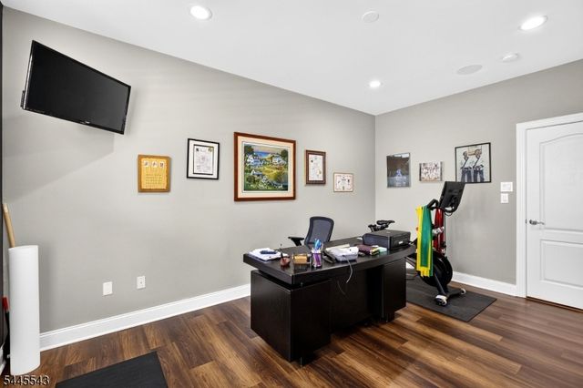 502 Titus Rd, Lambertville City, NJ 08530
