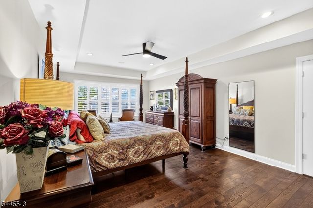 502 Titus Rd, Lambertville City, NJ 08530