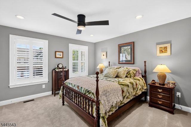 502 Titus Rd, Lambertville City, NJ 08530
