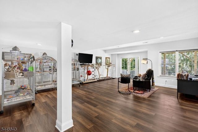 502 Titus Rd, Lambertville City, NJ 08530