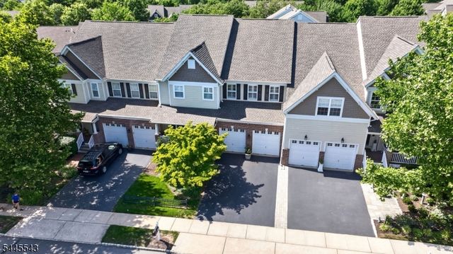 502 Titus Rd, Lambertville City, NJ 08530