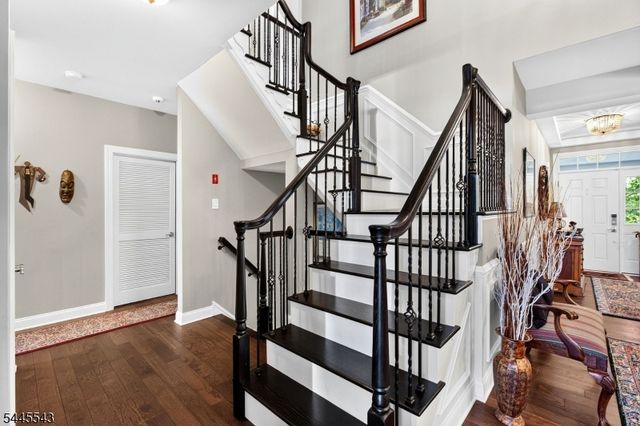 502 Titus Rd, Lambertville City, NJ 08530