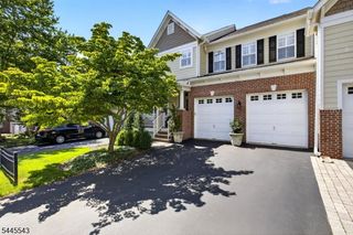 502 Titus Rd, Lambertville City, NJ 08530
