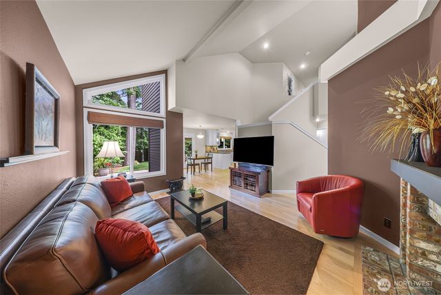 24520 SE 46th Street, Sammamish, WA 98029
