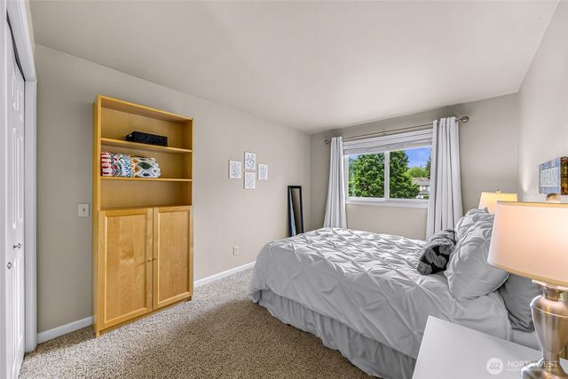 24520 SE 46th Street, Sammamish, WA 98029