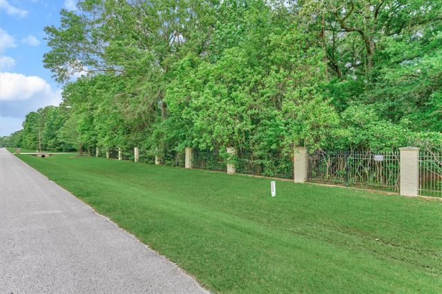 00 Lake Commons Way, Huffman, TX 77336