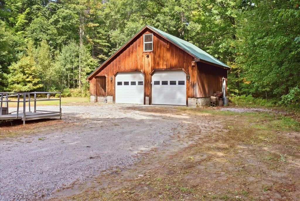 25 E Oxford Road, Oxford, ME 04270 — photo 4