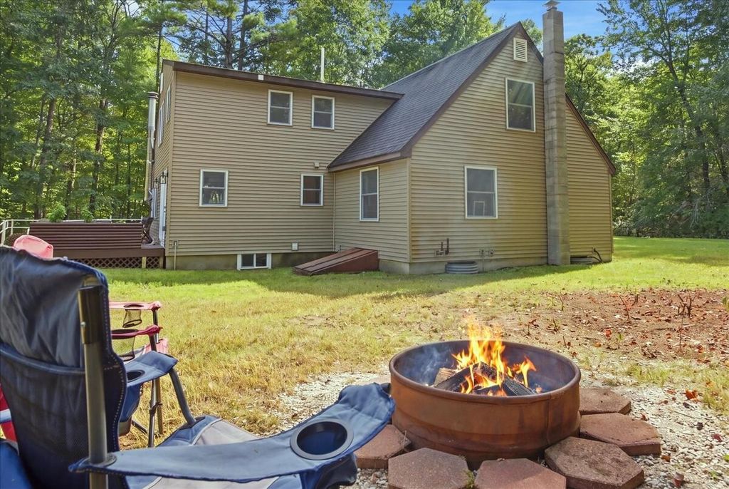 25 E Oxford Road, Oxford, ME 04270 — photo 5