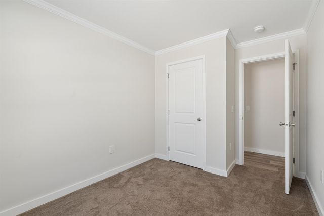 169 Butternut Road, Hartford, VT 05001