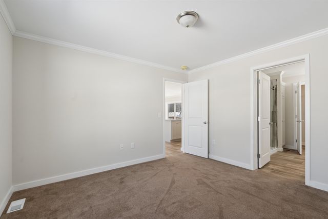 169 Butternut Road, Hartford, VT 05001