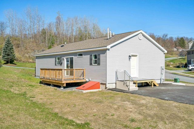 169 Butternut Road, Hartford, VT 05001