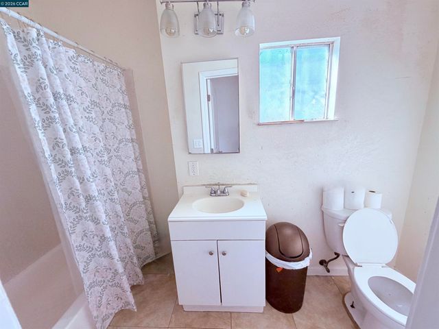 2625 75th Ave, Oakland, CA 94605