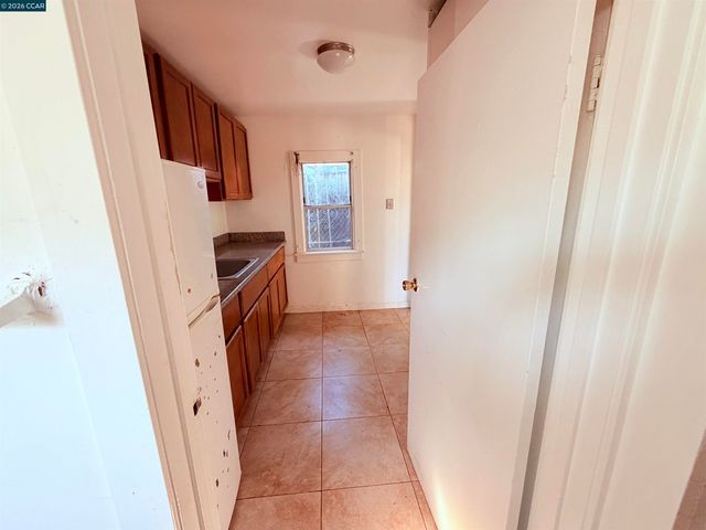 2625 75th Ave, Oakland, CA 94605