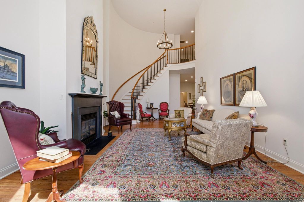 Image 2 of property listing at 10737 MCGREGOR DR, Columbia, MD 21044