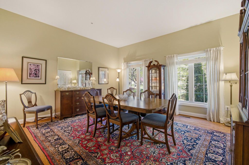 Image 15 of property listing at 10737 MCGREGOR DR, Columbia, MD 21044