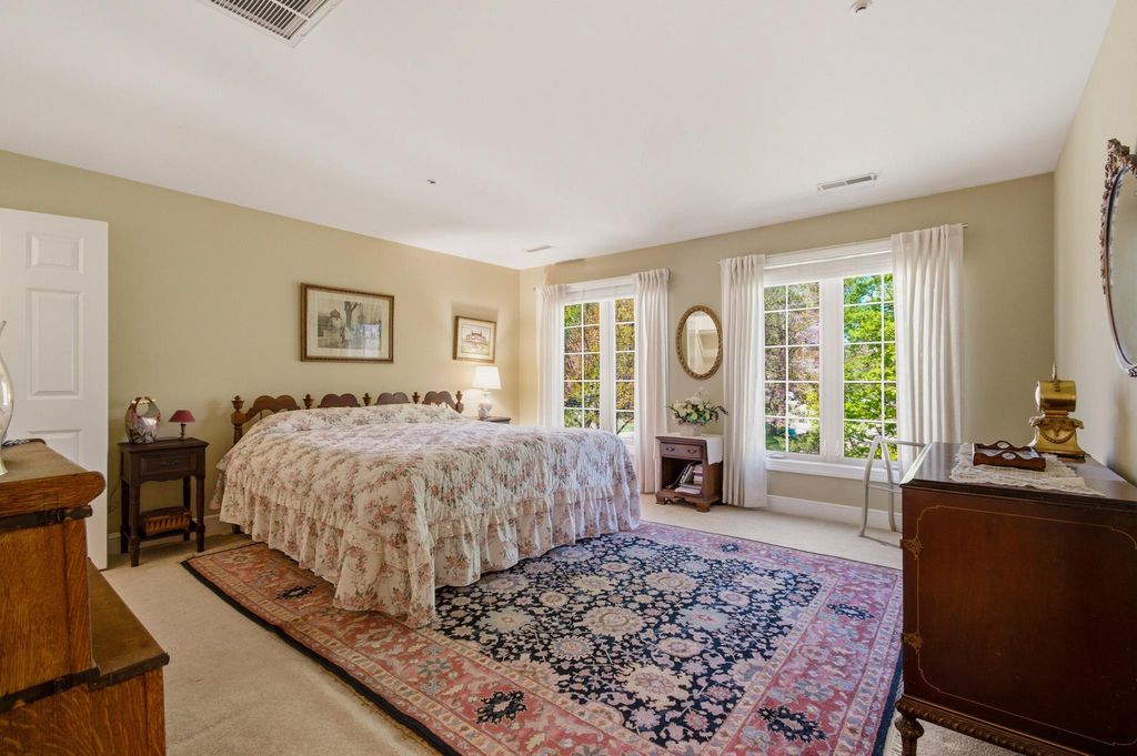 Image 38 of property listing at 10737 MCGREGOR DR, Columbia, MD 21044