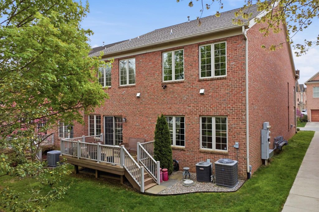 Image 46 of property listing at 10737 MCGREGOR DR, Columbia, MD 21044