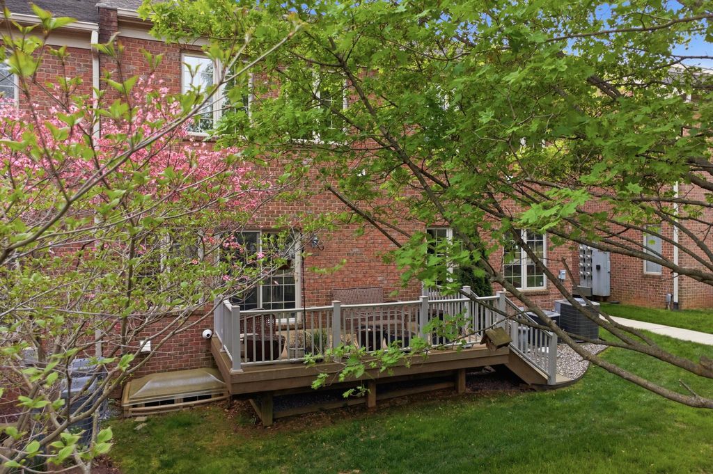 Image 47 of property listing at 10737 MCGREGOR DR, Columbia, MD 21044