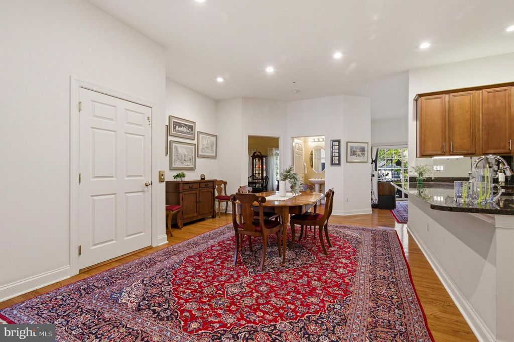 Image 10 of property listing at 10737 MCGREGOR DR, Columbia, MD 21044