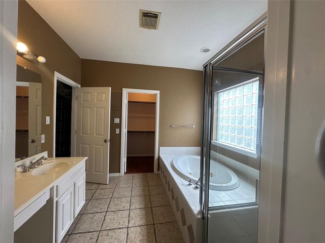 7131 Harmony Cove, Houston, TX 77036