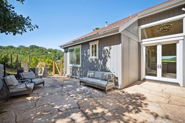 615 Bugeia Ln, Novato, CA 94945