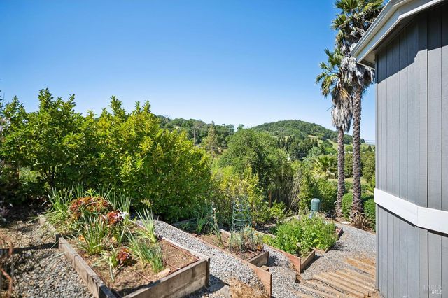 615 Bugeia Ln, Novato, CA 94945