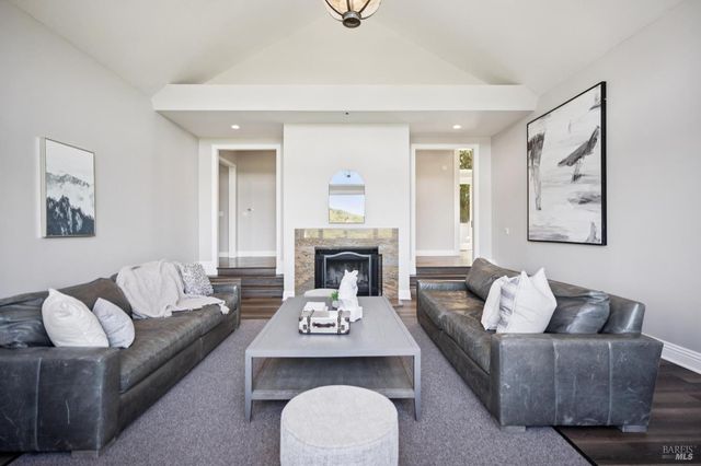 615 Bugeia Ln, Novato, CA 94945