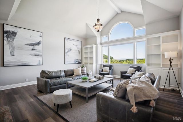 615 Bugeia Ln, Novato, CA 94945