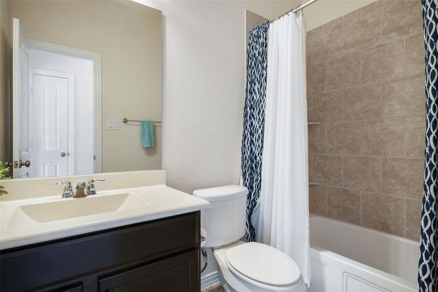 1017 Arvada DR, Leander, TX 78641