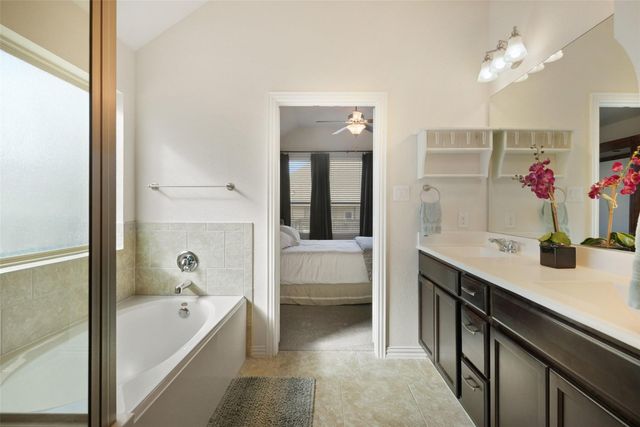 1017 Arvada DR, Leander, TX 78641