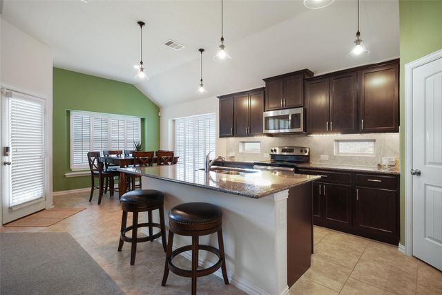 1017 Arvada DR, Leander, TX 78641