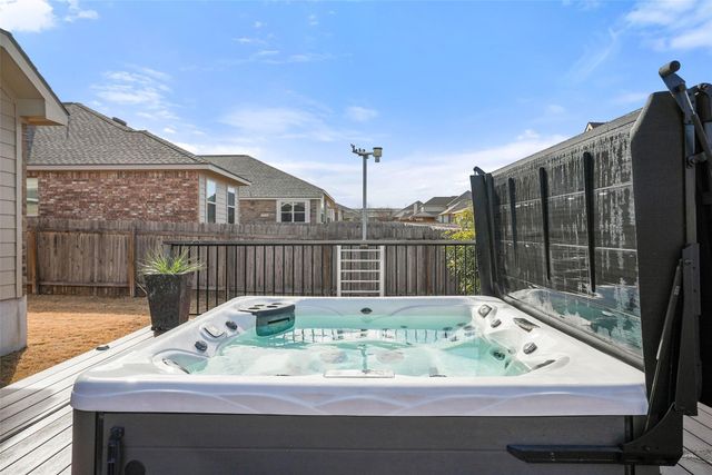 1017 Arvada DR, Leander, TX 78641