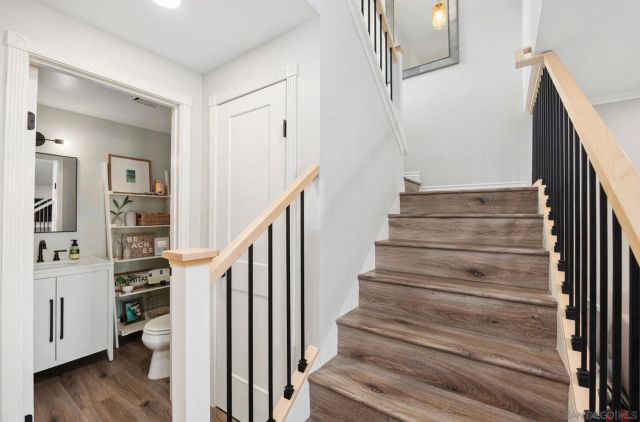 1971 Azure Way, Encinitas, CA 92024