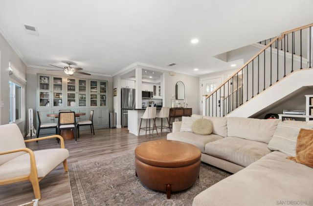 1971 Azure Way, Encinitas, CA 92024